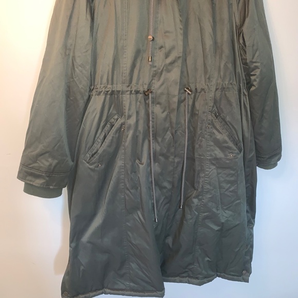 Torrid Green Long Parka Faux Fur Hood 3X - Picture 14 of 16